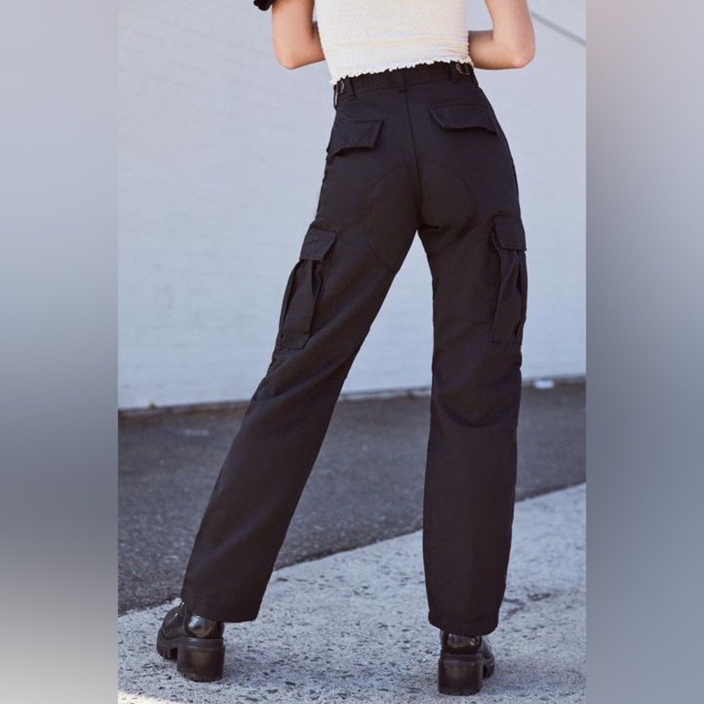 Brandy Melville Cargo Pants Gem
